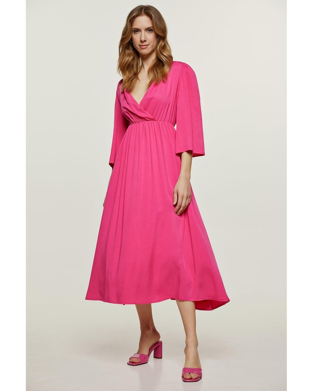 Conquista Pink Fuchsia Empire Line Dress