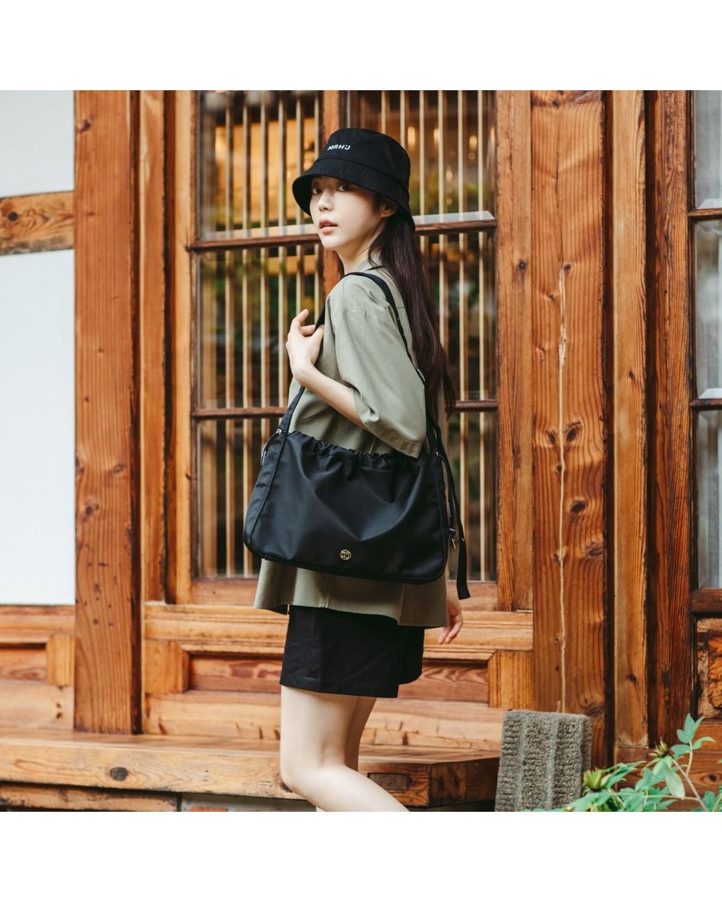 MARHEN.J Black Moa