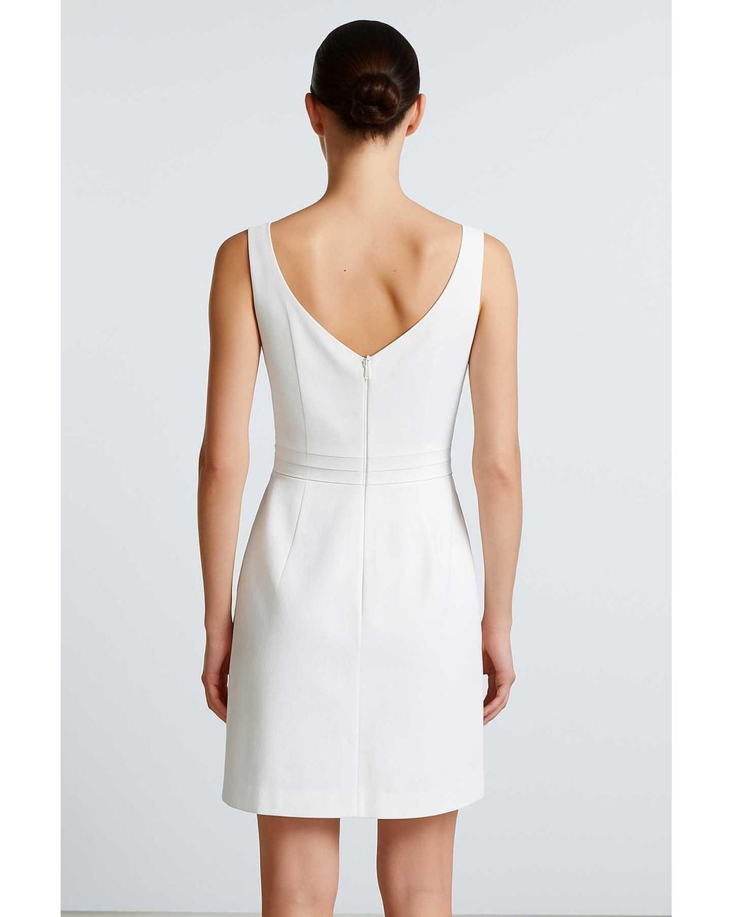 Conquista White Sleek Dress With Elastic Gabardine Fabric & Soft Lining