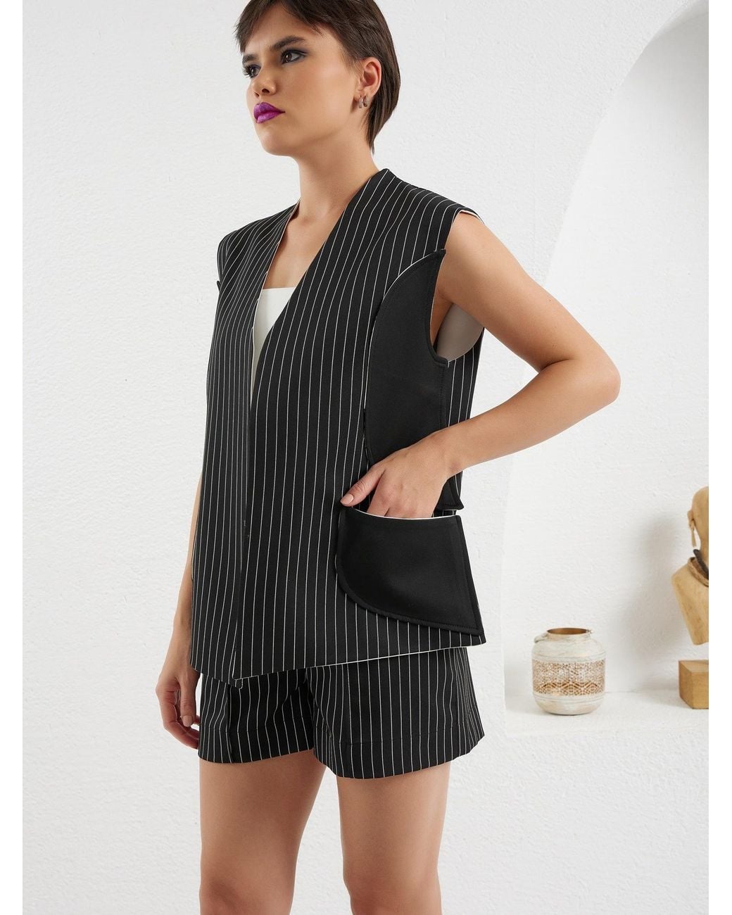 Lumina Eligma Black The Yacht Vest