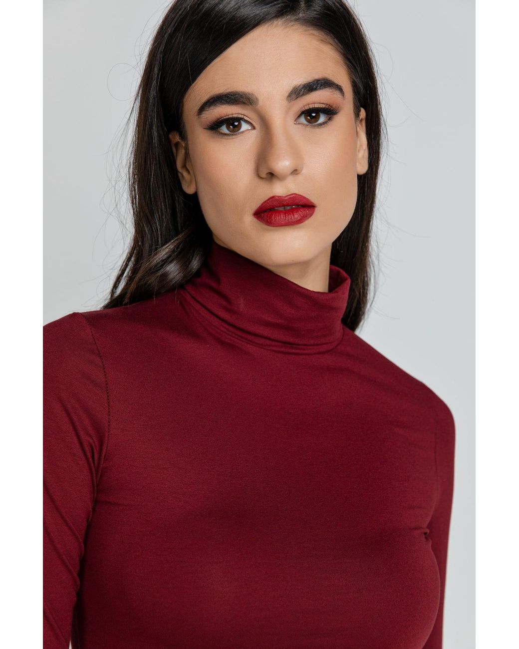 Conquista Red Burgundy Turtle Neck Top By