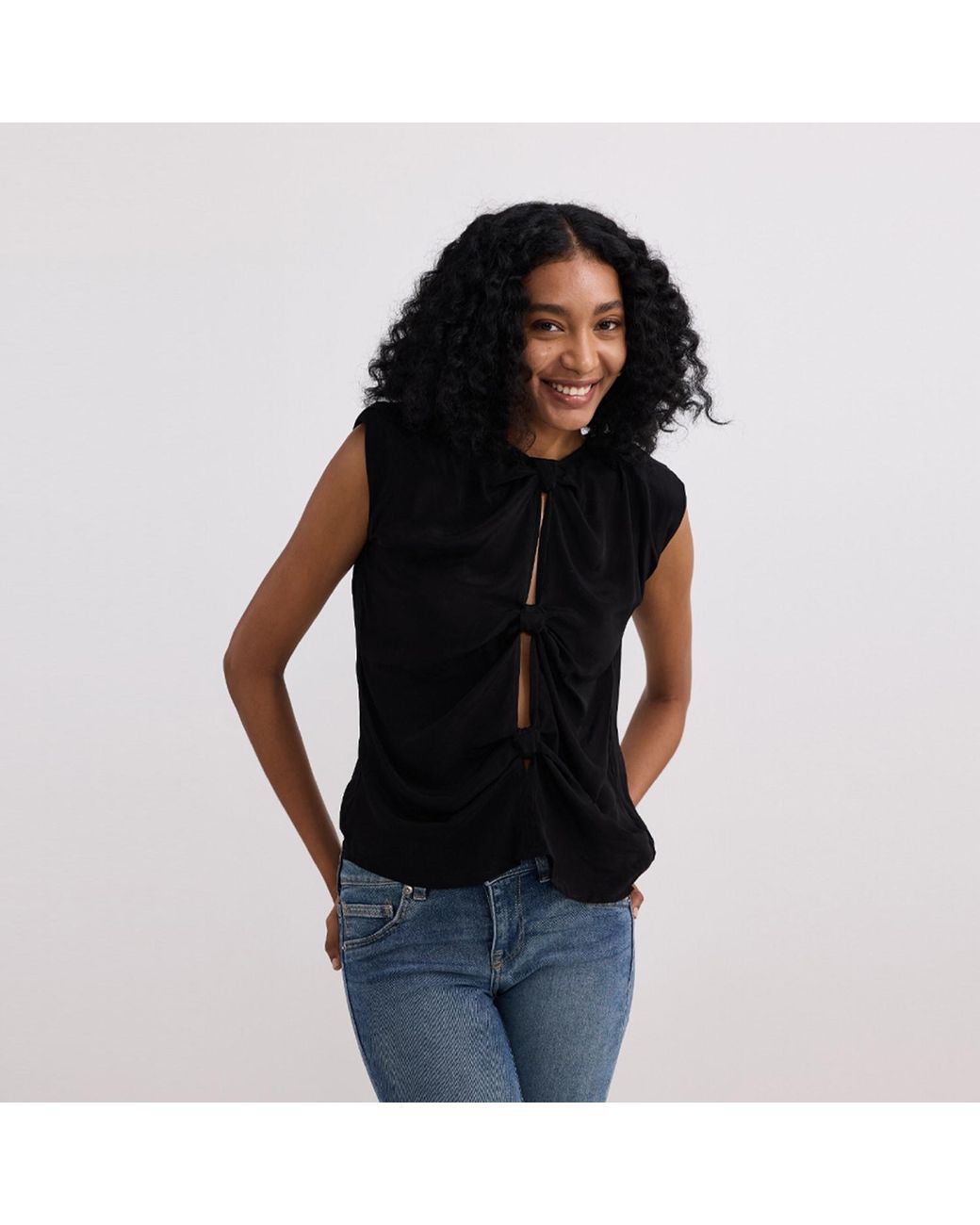 REISTOR Black The Knot-So-Basic Crepe Top