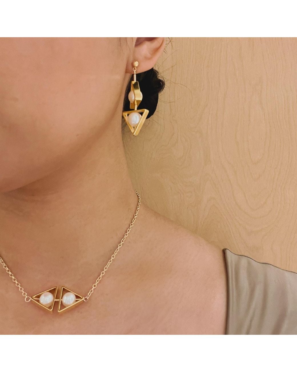 Aracheli Studio Metallic Double Triangle Pearl Art Choker Necklace