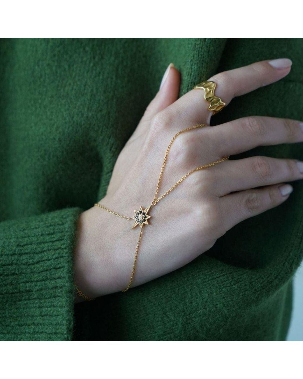 LINYA JEWELLERY Metallic Pole Star Bashmer Hand Chain Celestial Sahmaran