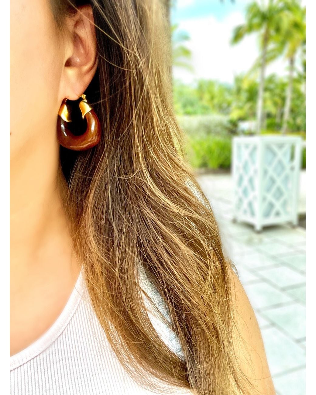 Olivia Le Metallic Kylie Acrylic Hoop Earrings