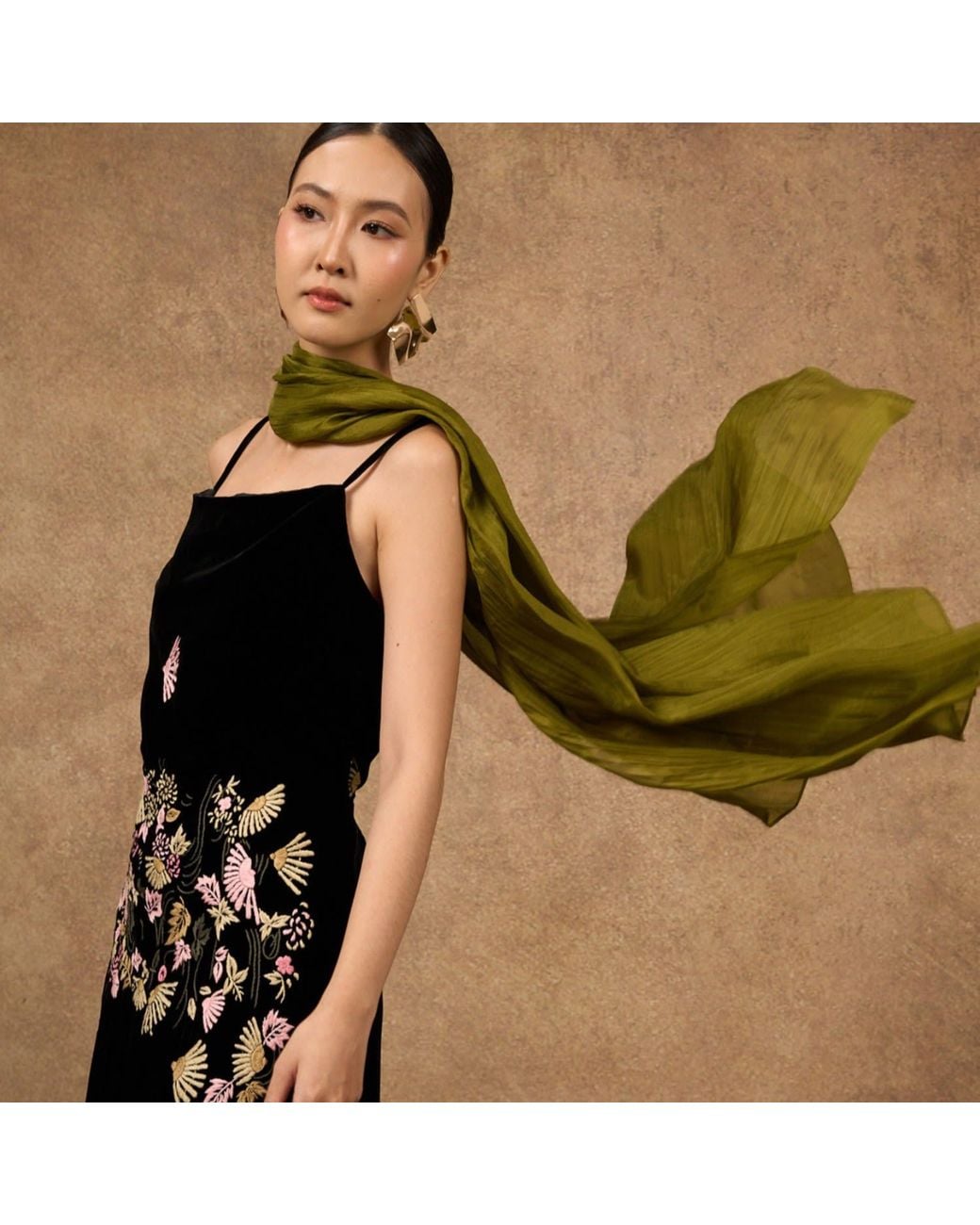 Silk and Bears Green Silk Scarf – Handmade Mulberry Silk Shawl