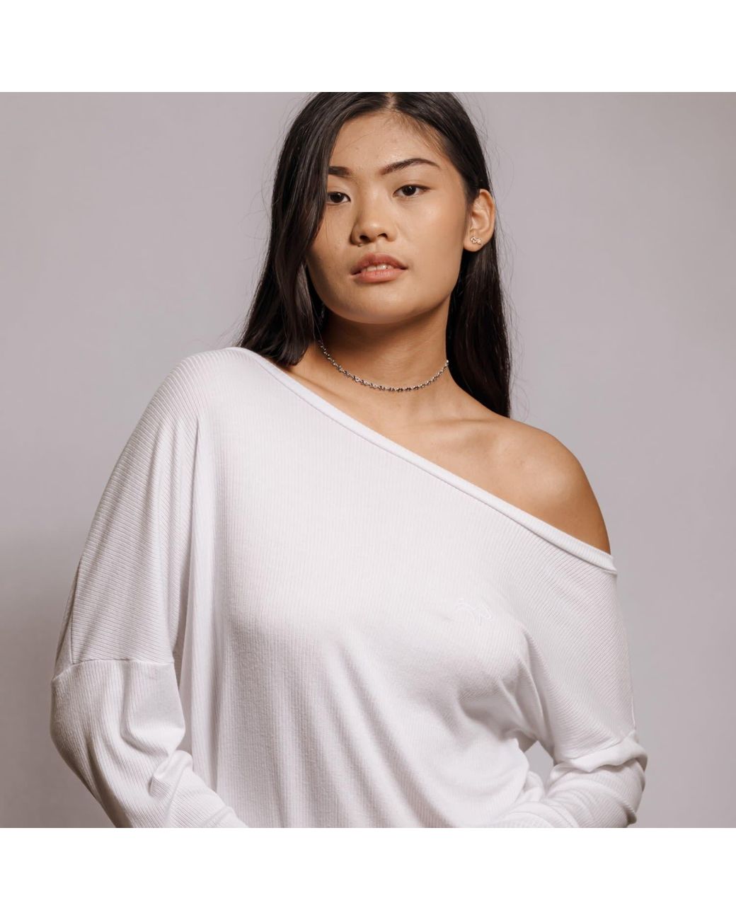 Cloud Haven Metallic The Companion Logo Choker