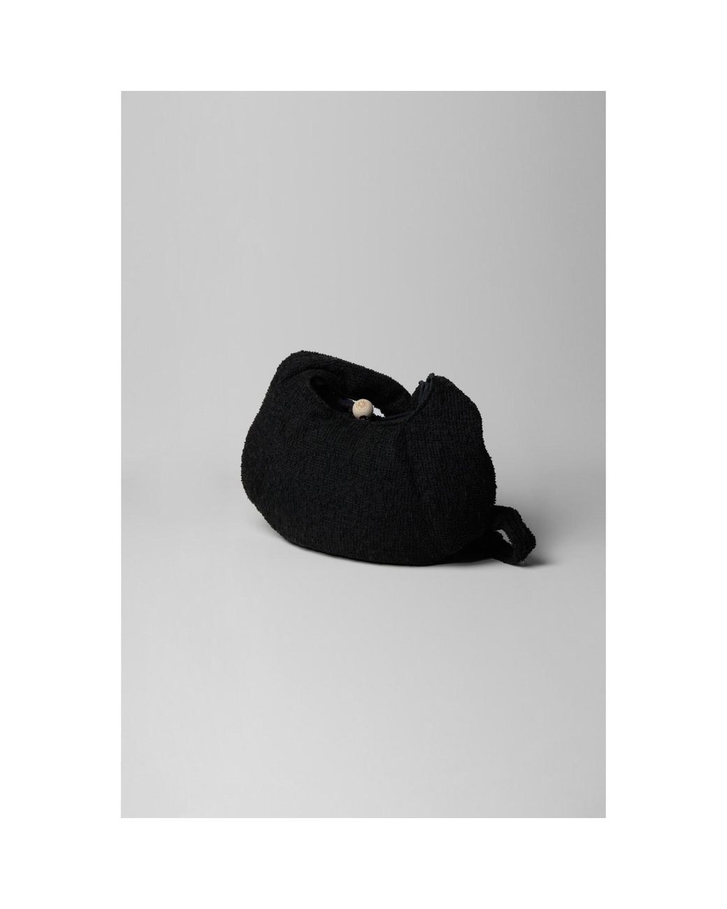 MARHEN.J Black Lily