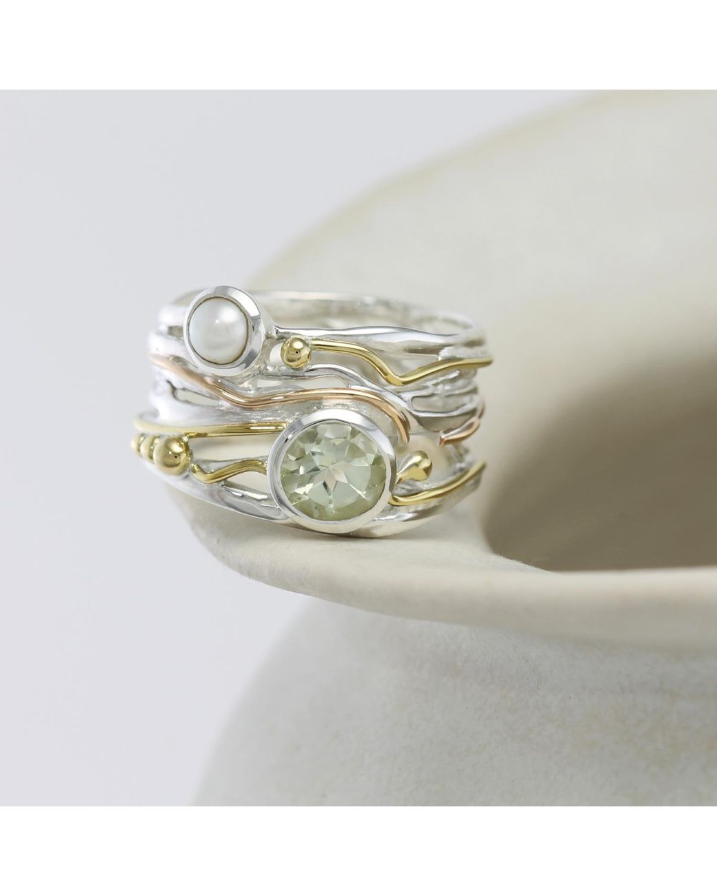 Isla Silver White Pearl & Amethyst Ring