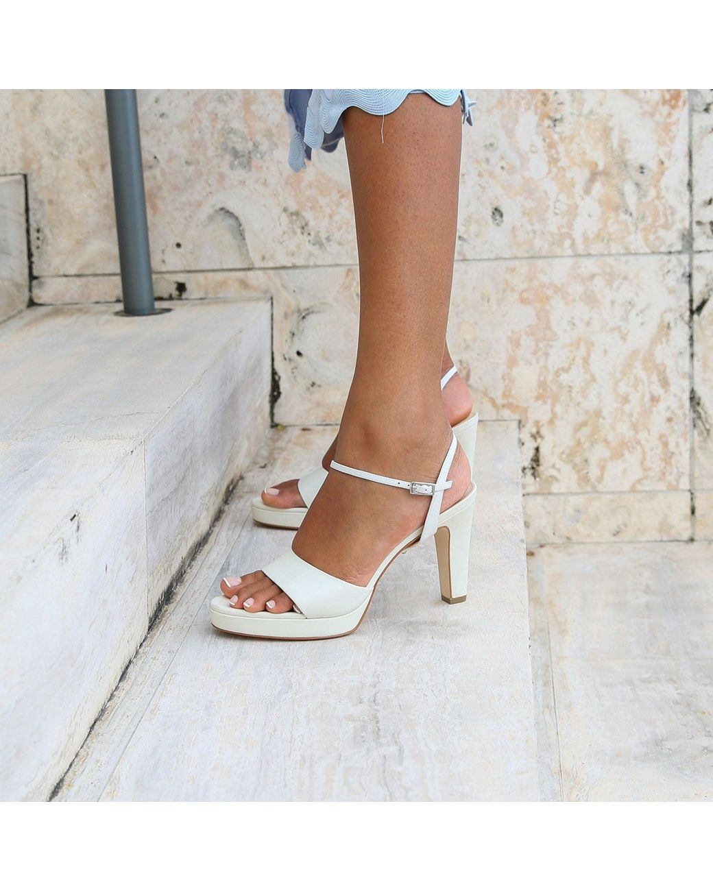 Alterre White Amal Lo Platform