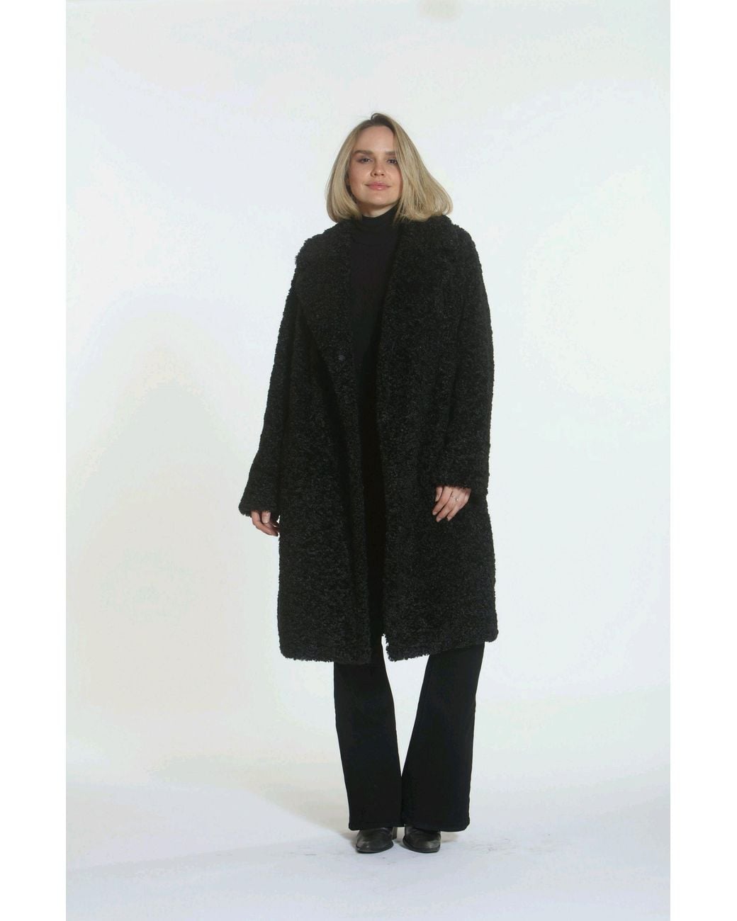 Mauritius Black Oversized Textile Coat – Cozy Relaxed Fit Nindy