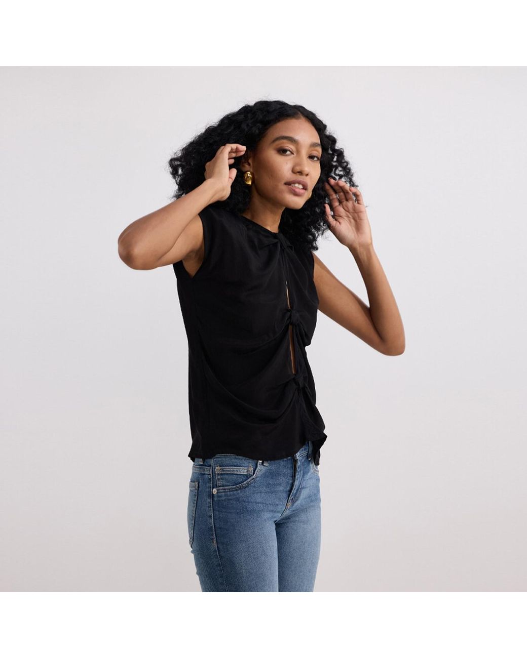 REISTOR Black The Knot-So-Basic Crepe Top