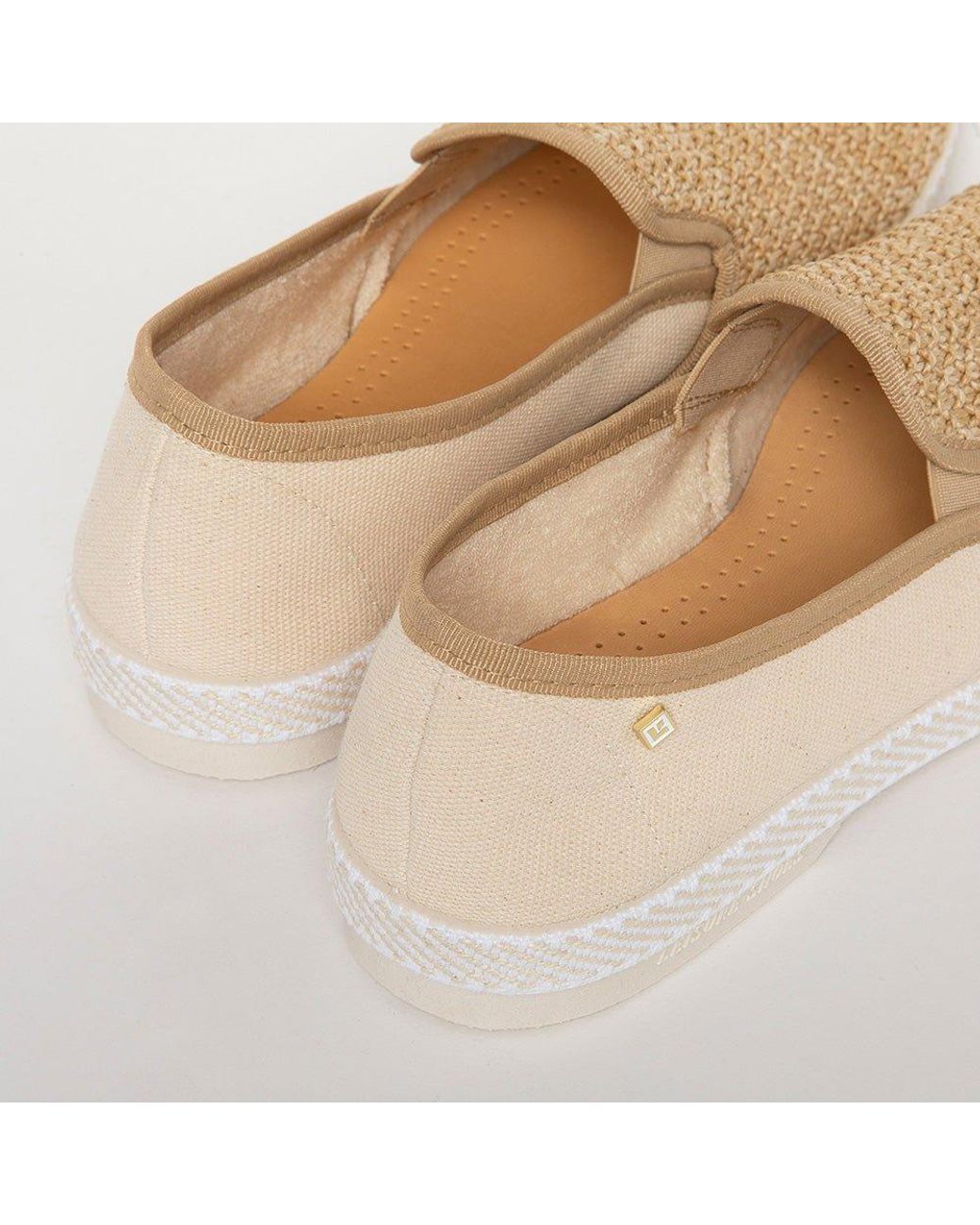 Rivieras White Classic Cotton Canvas & Raffia Slip-On Loafer