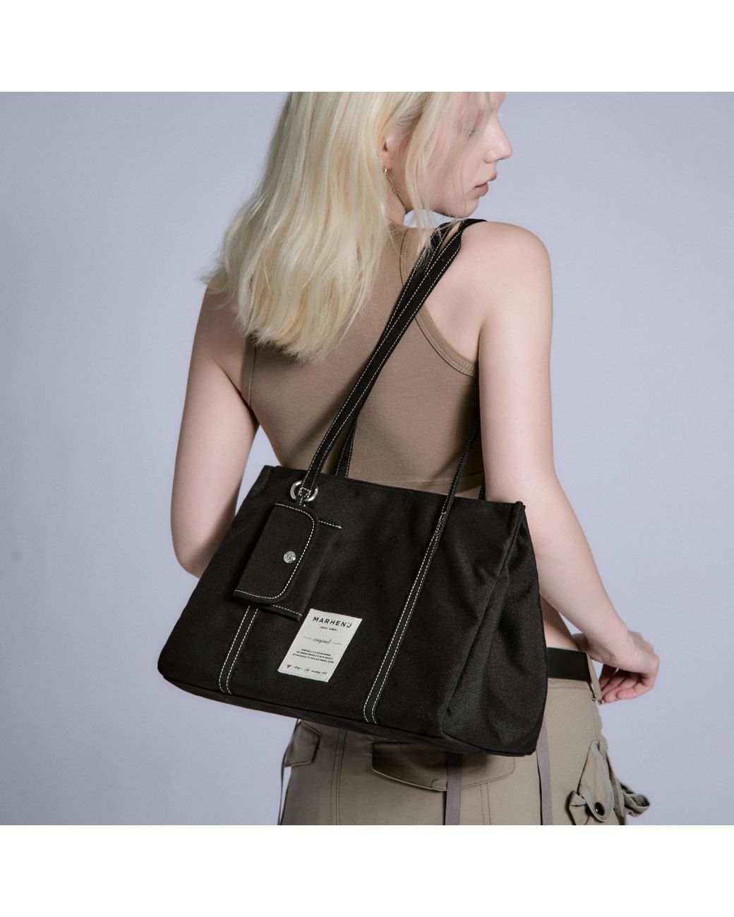 MARHEN.J Black Lavie