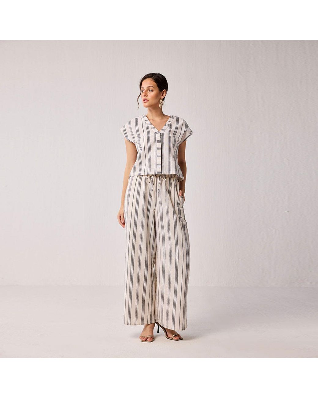 REISTOR Brown Wide-Leg Drawstring Pants