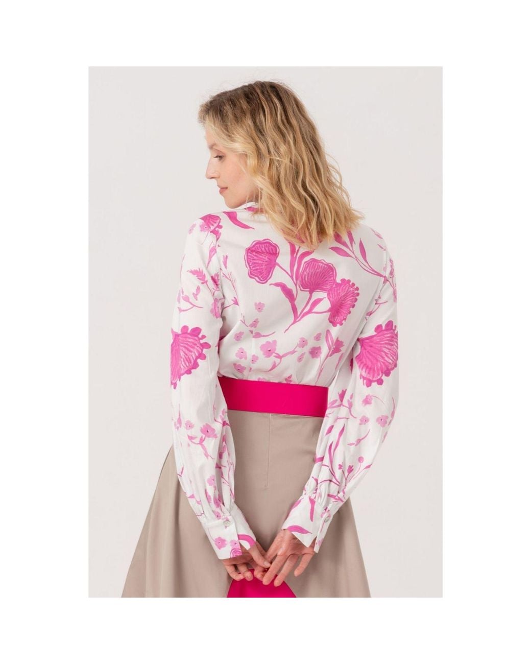 Marianna Déri Pink Blouse With Watercolor Floral Print