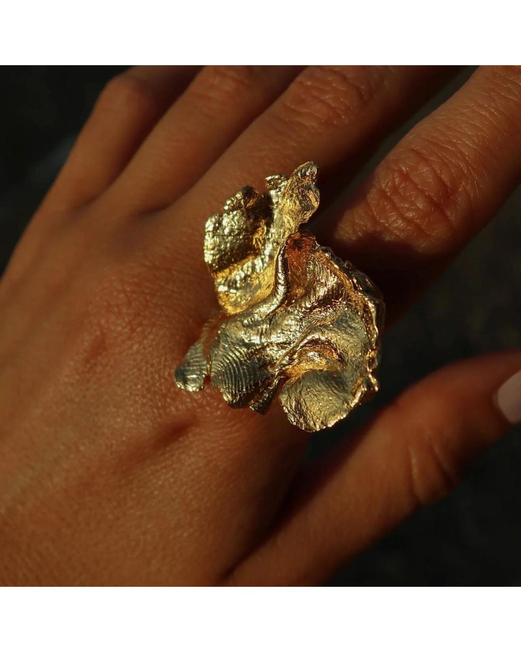 EVA REMENYI Metallic Artemis Ring