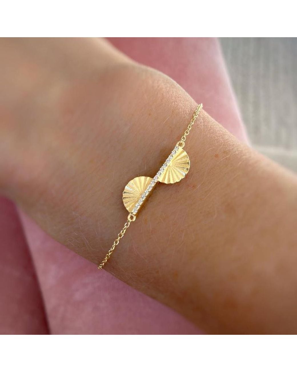 With Love Darling Metallic Fan Leaf Bracelet