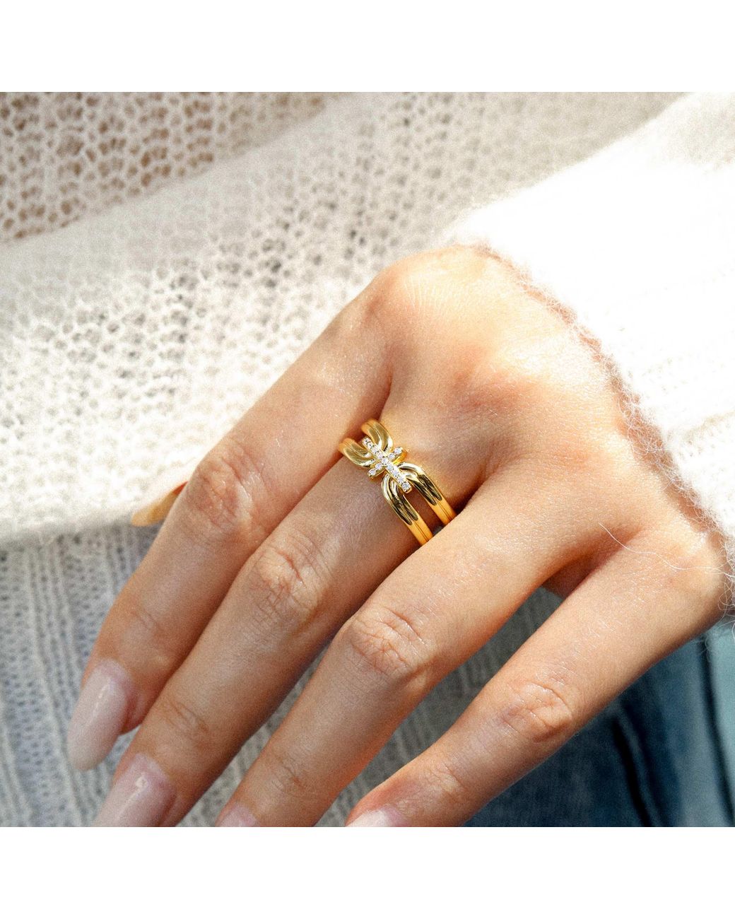 Vanimy Metallic Holy Door Cross Ring