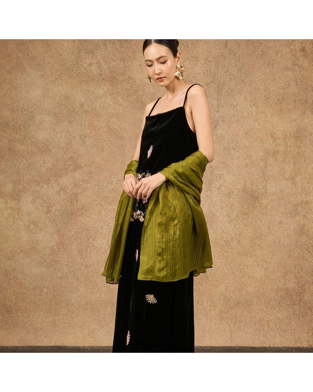 Silk and Bears Green Mulberry Silk Scarf – Everyday & Autumn Wrap