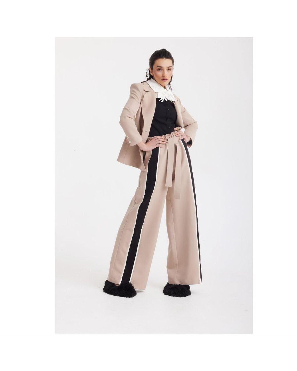 Julia Allert Natural Neutrals Belted High Waist Wide Leg Pants –