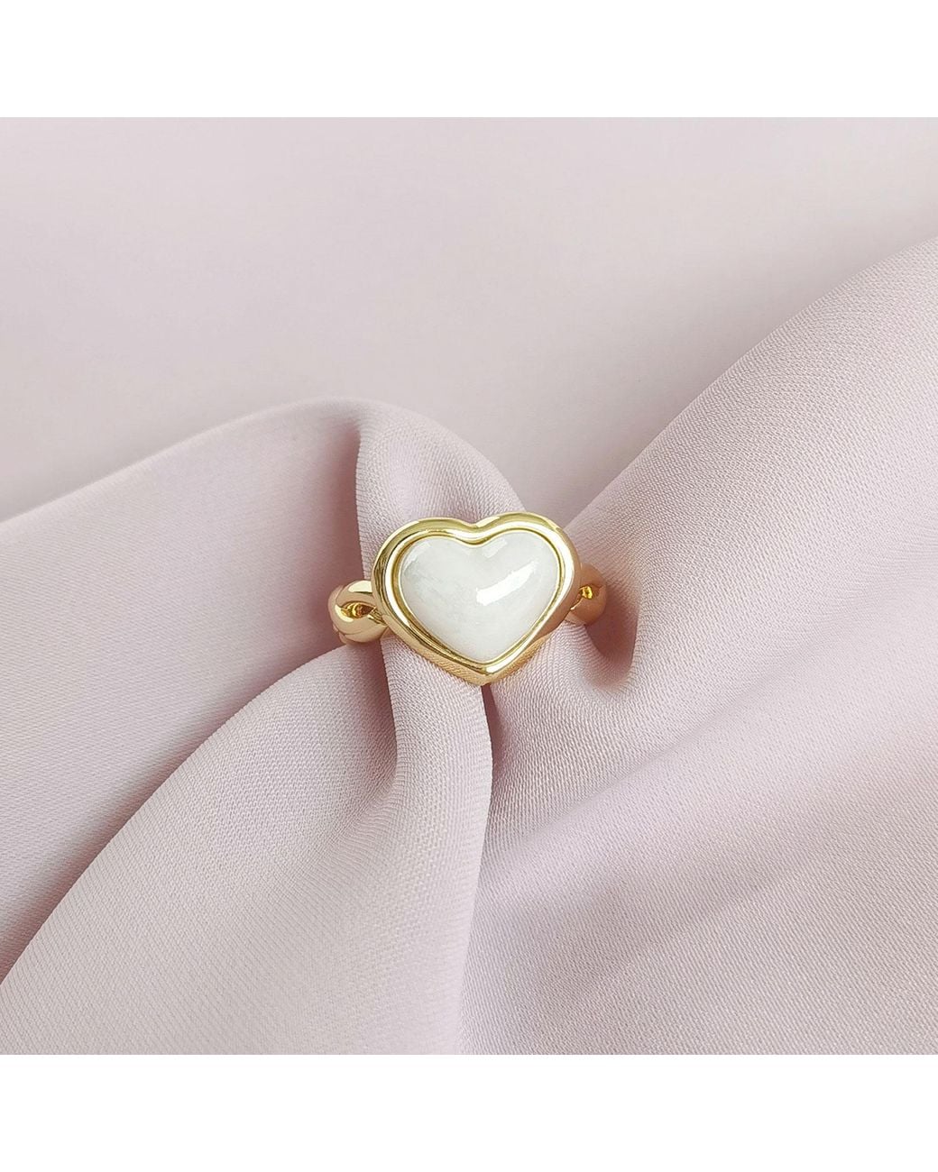 POPORCELAIN Metallic Porcelain Pearly Heart Braided Ring