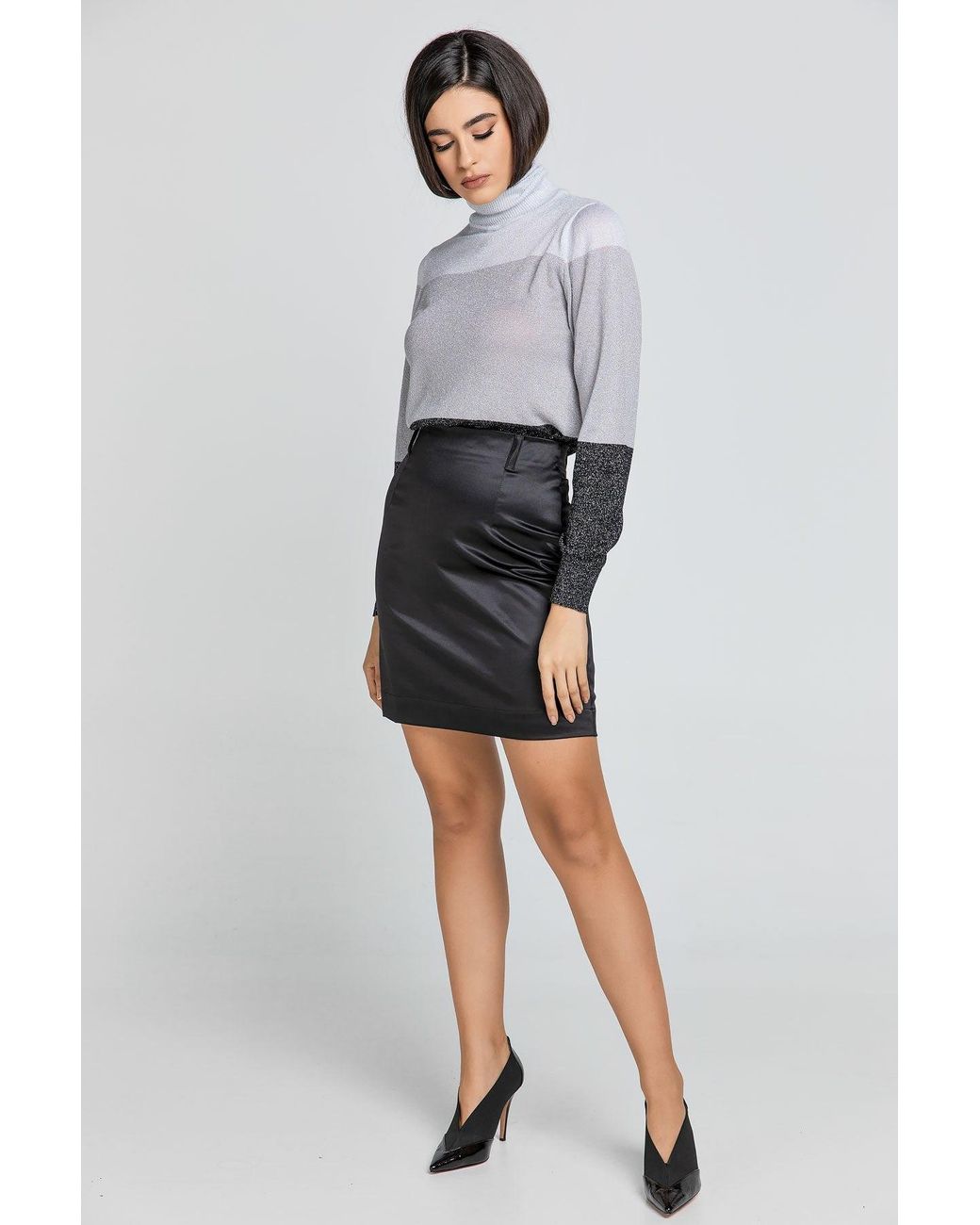 Conquista Black Mini Skirt