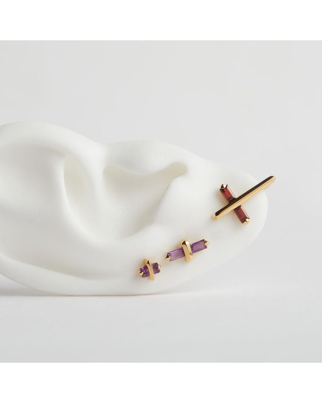 Kasun Metallic Angel Kiss Earring