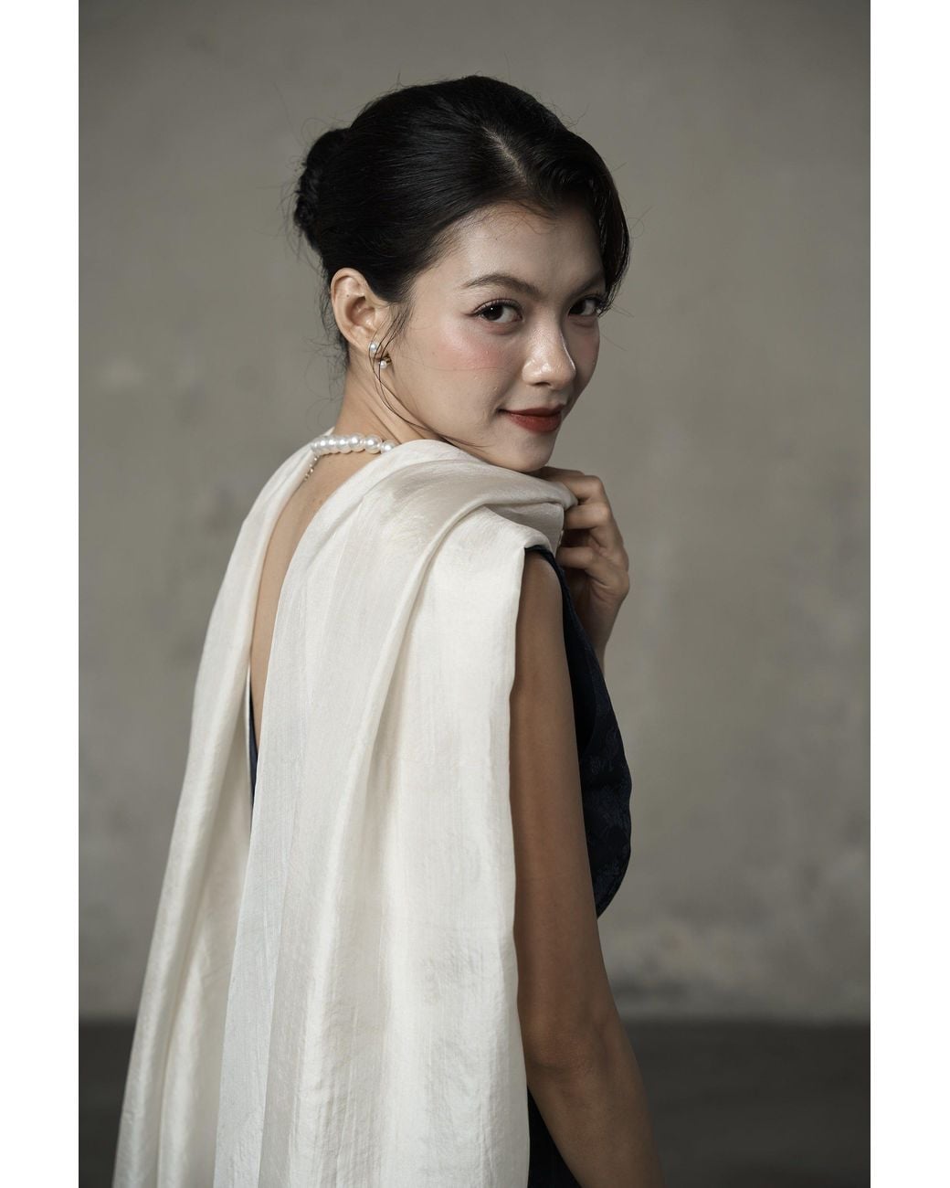 Silk and Bears White Oyster Silk Scarf – Hand-Dyed Mulberry Silk, Wedding & Bridal Wrap