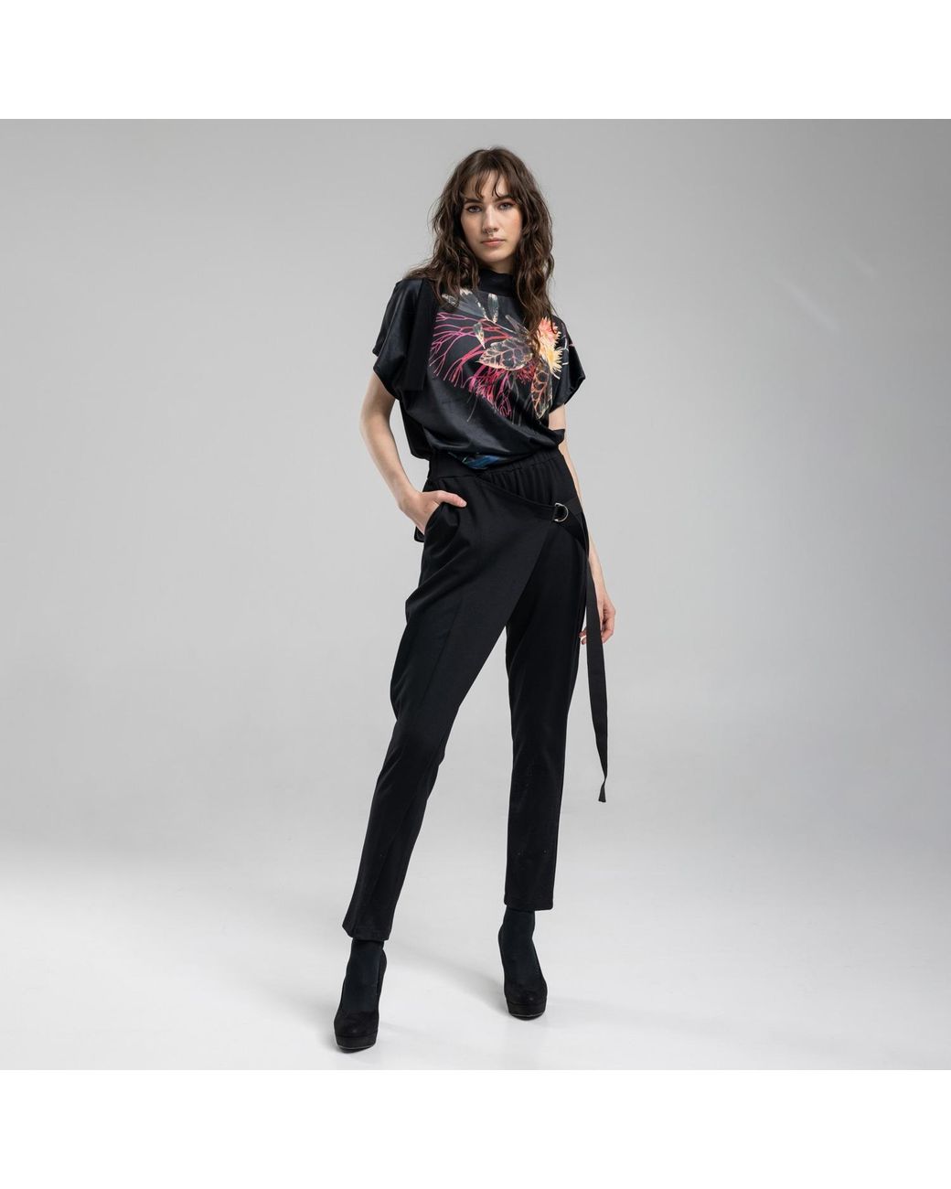ARTISTA Black Asymmetric Turtleneck Printed Top