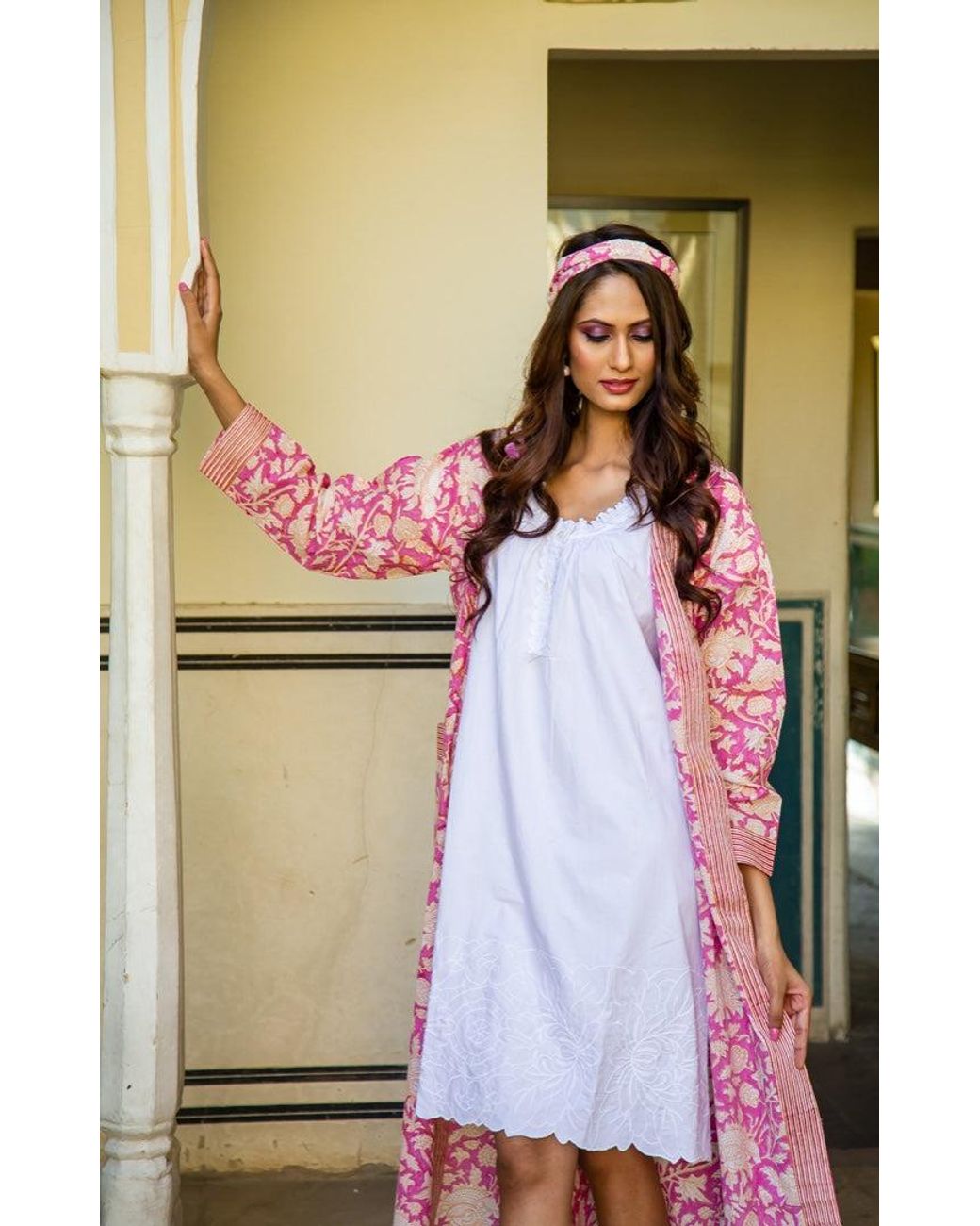 NoLoGo-chic Pink Hand Printed Kimono Robe