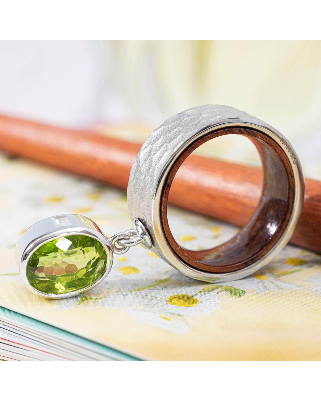 German Kabirski Multicolor Selkie Textured And Rosewood Ring With Suspended Oval Peridot