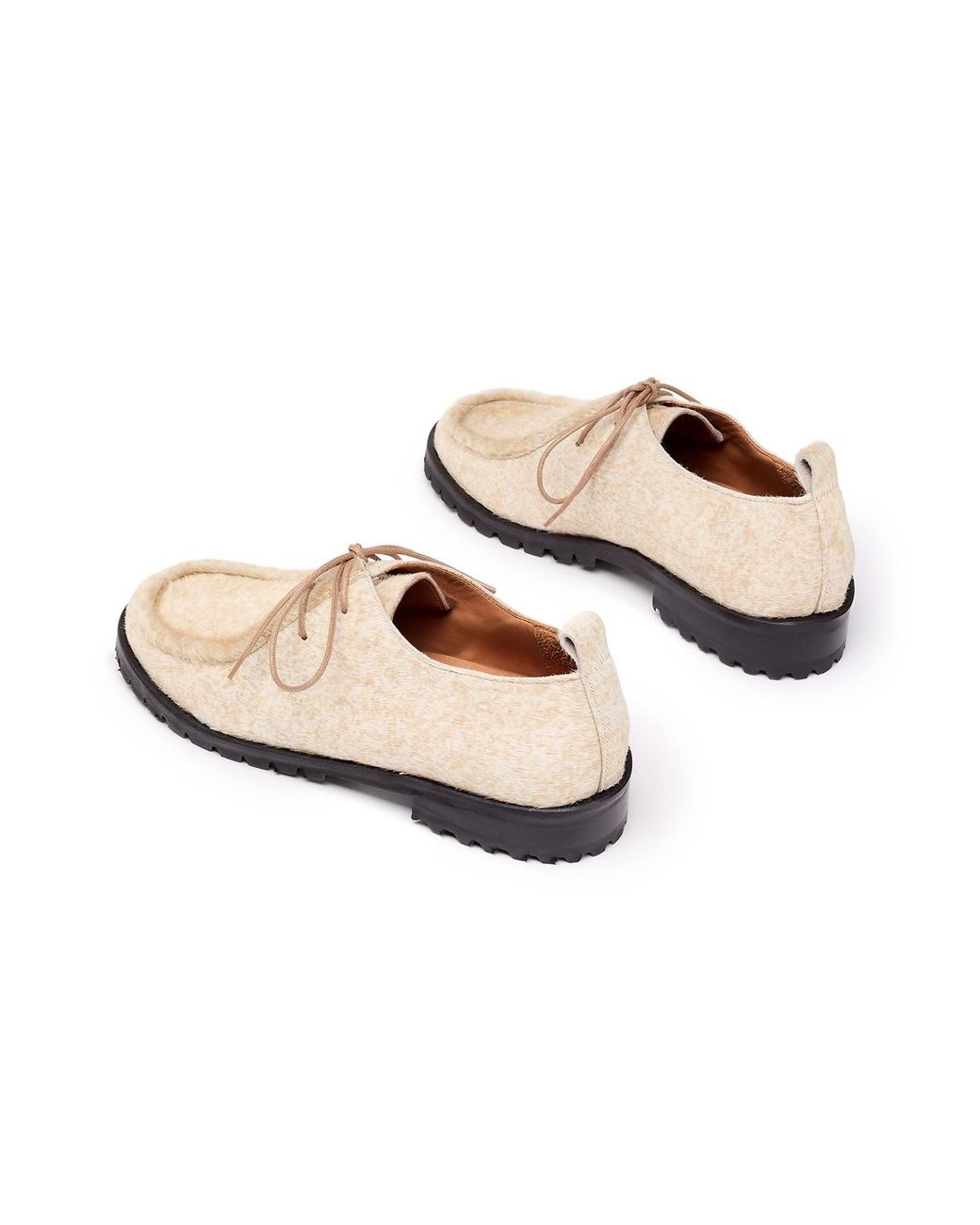 Naguisa White Khov M. Calf Hair