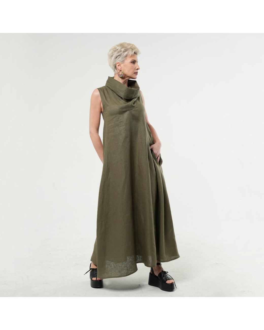 Metamorph Green Large Collar Linen Maxi Dress