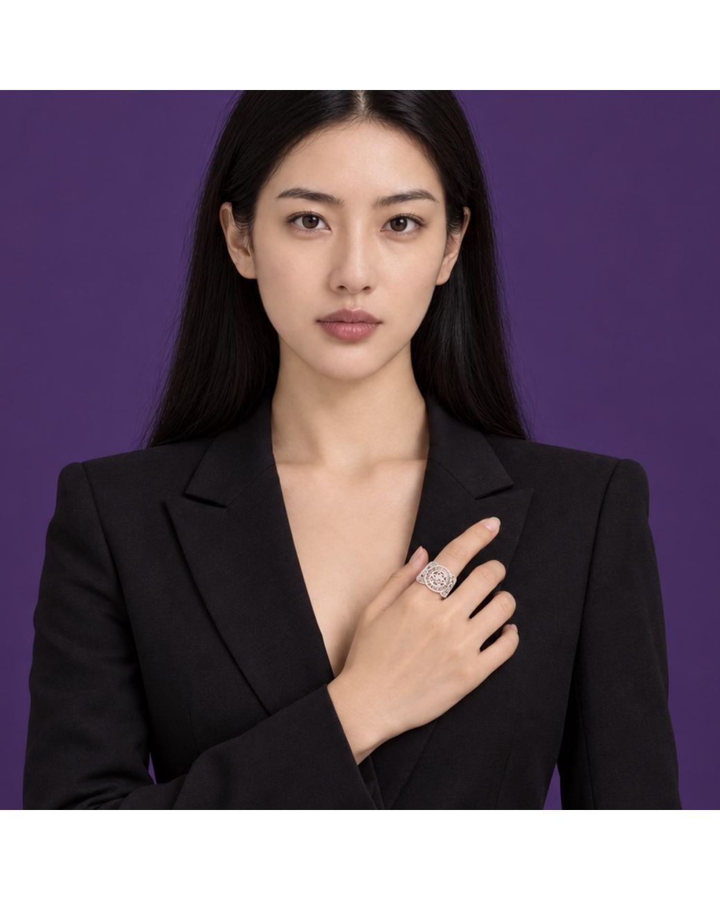Yieon White Tymbal A Fine Filigree Ring