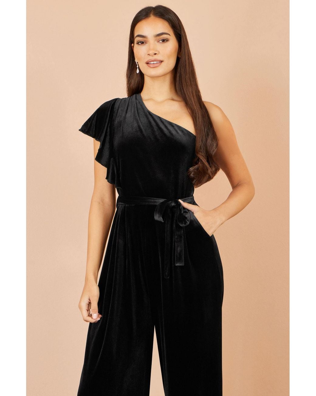 Yumi' Black One Shoulder Velvet Jumpsuit
