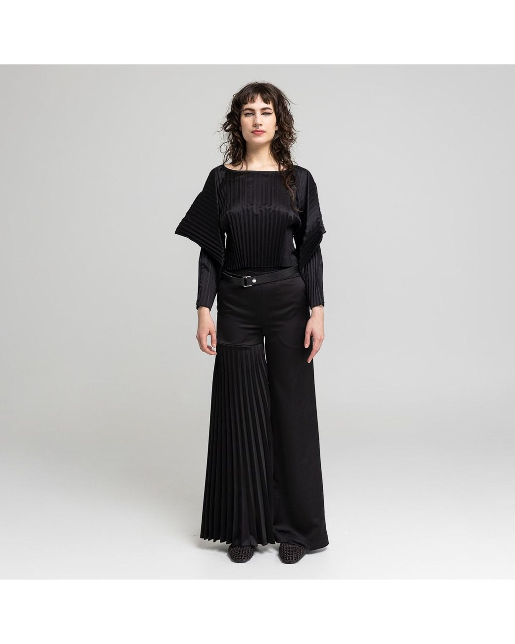 ARTISTA Black Echo Pleated Blouse