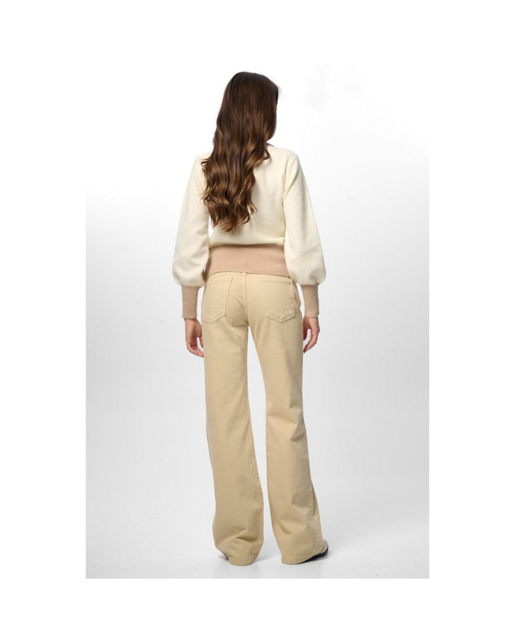 Saachi Natural Ruffled Bloom Pullover Ivory Sweater