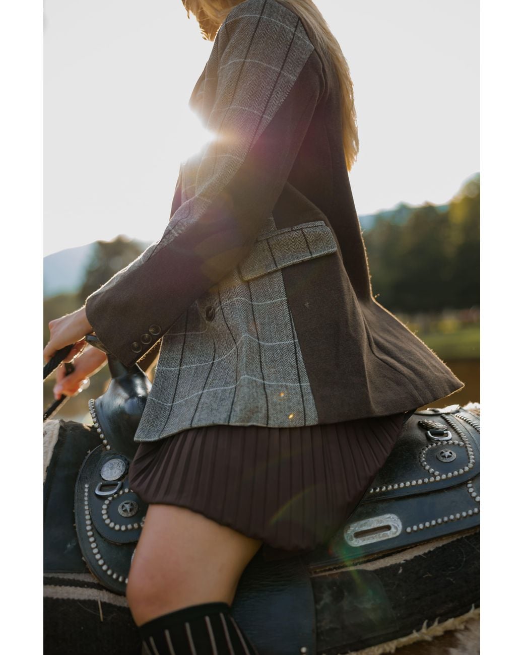 Rave on Trend Brown Plaid Blazer New