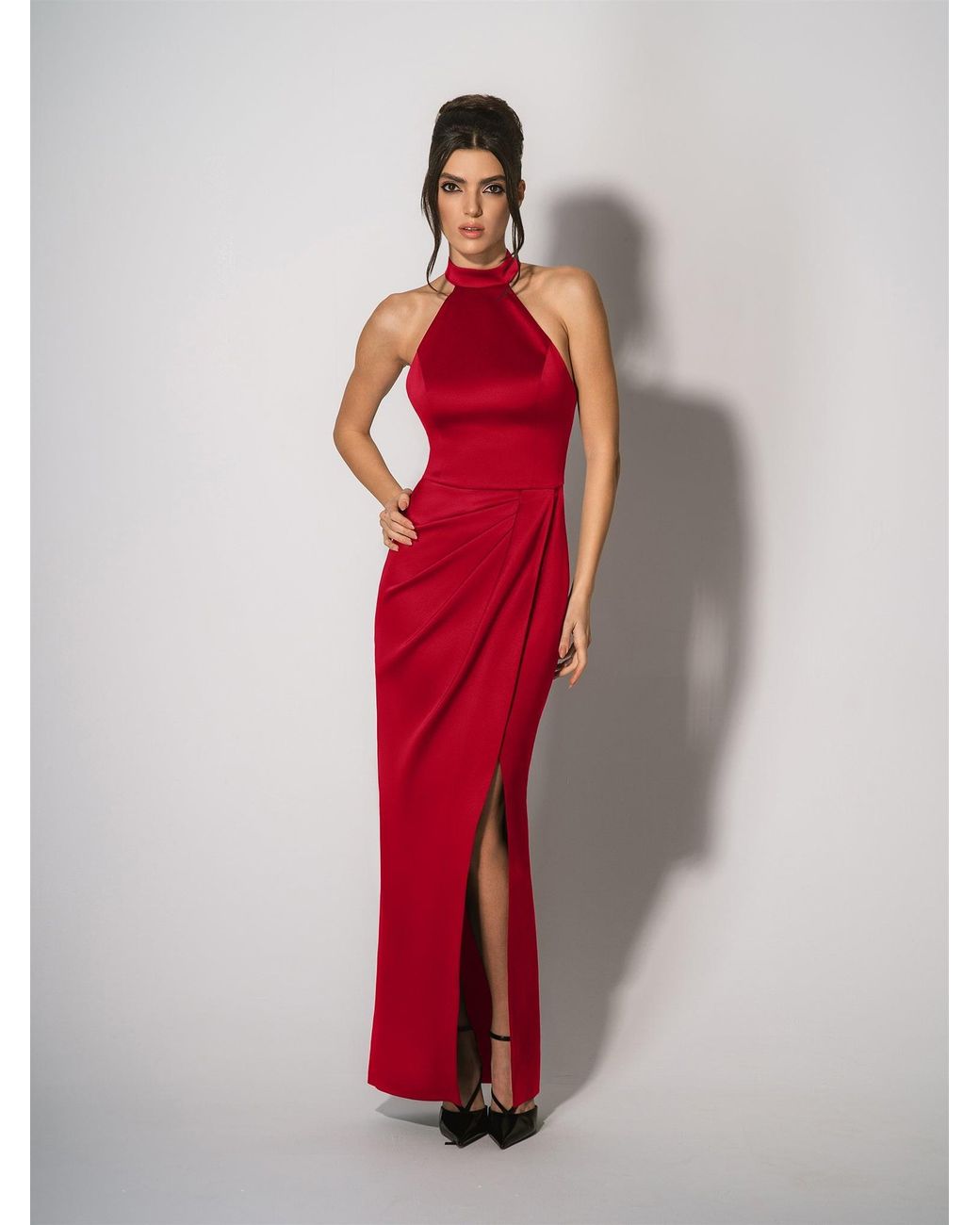 Tia Dorraine Red Fall