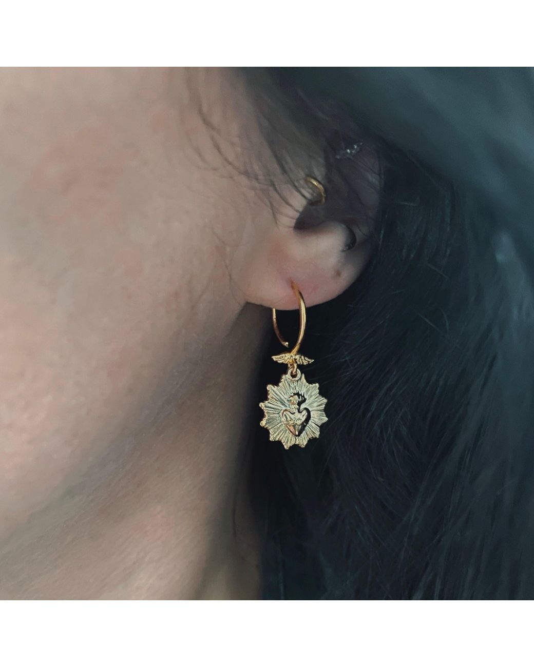 IN CAUDA VENENUM Metallic Grail Earrings