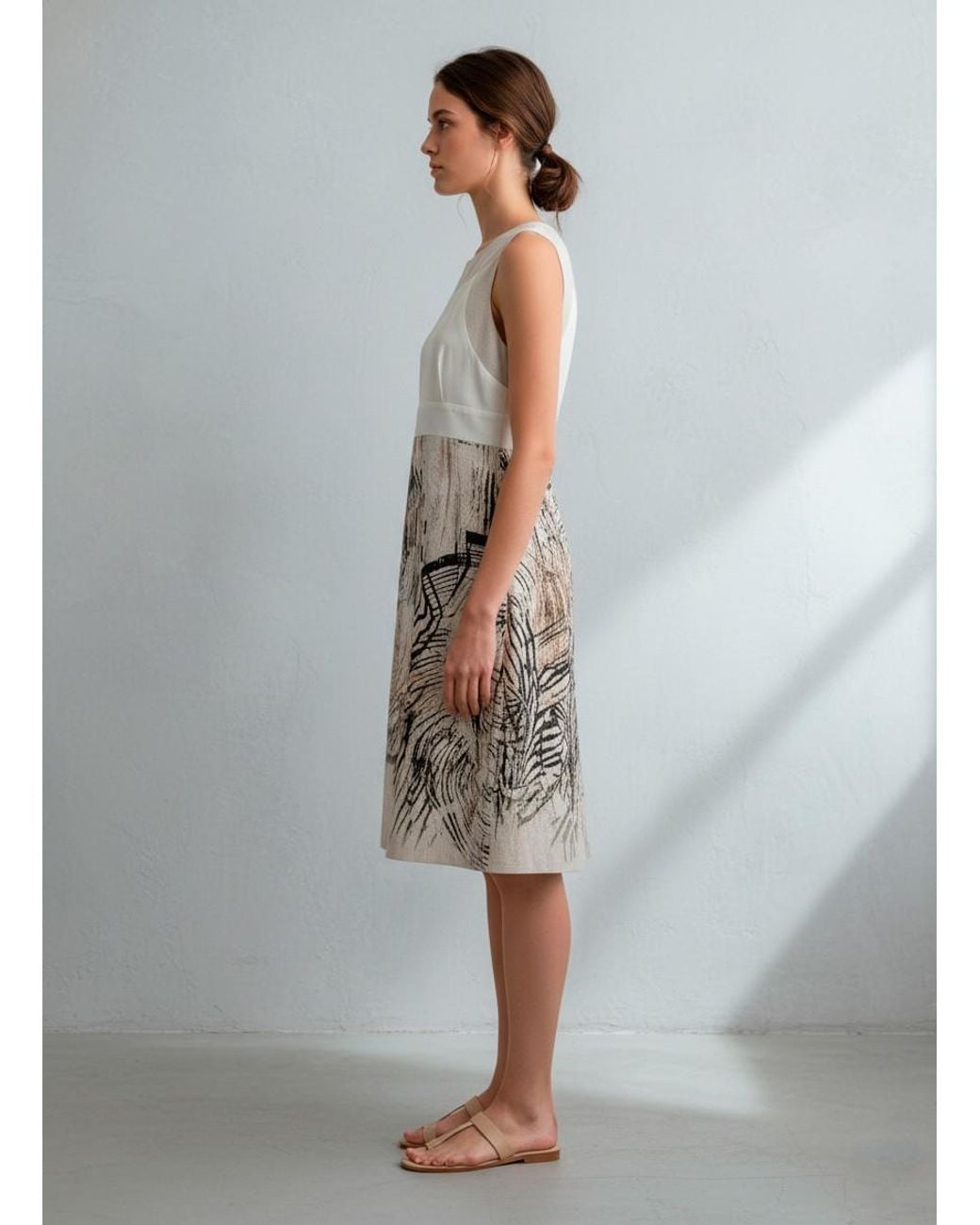 Conquista Natural Neutrals Elegant Sleeveless A-Line Dress With Artistic Nature-Inspired Print