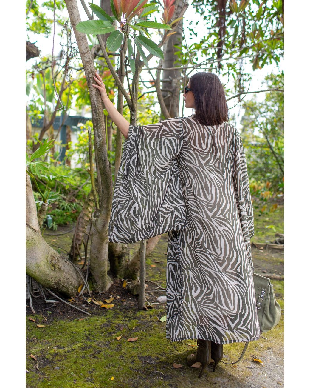 Jennafer Grace Metallic Zanzibar Kimono