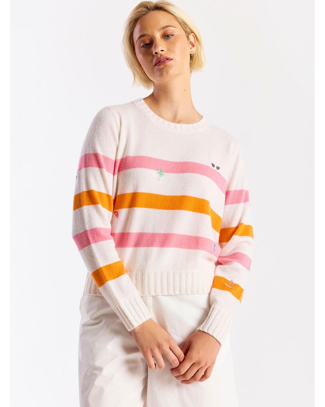 Brodie Cashmere Pink Beach Embroidery Cashmere Crew Neck Jumper
