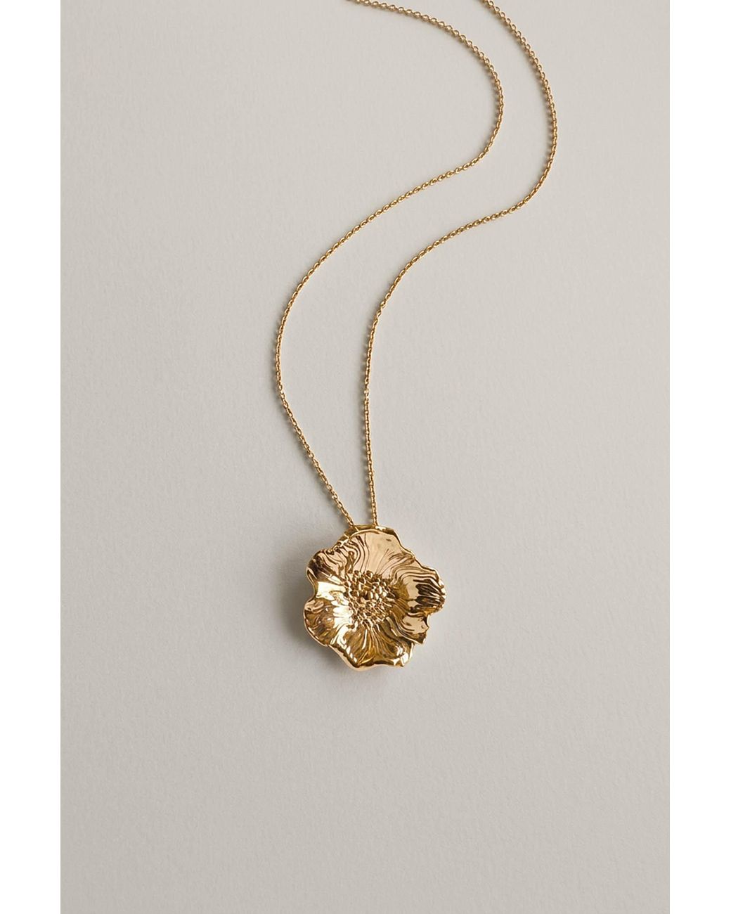Astor & Orion Metallic Poppy Flower Pendant Necklace