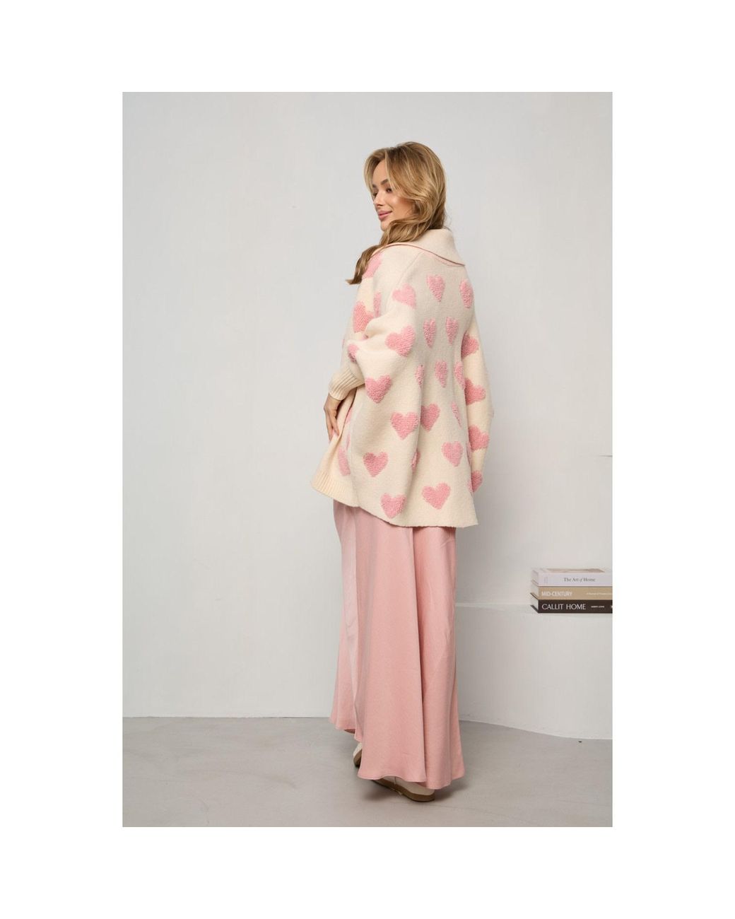Saachi Pink Heart Ribbed Knit Seashell Cardigan