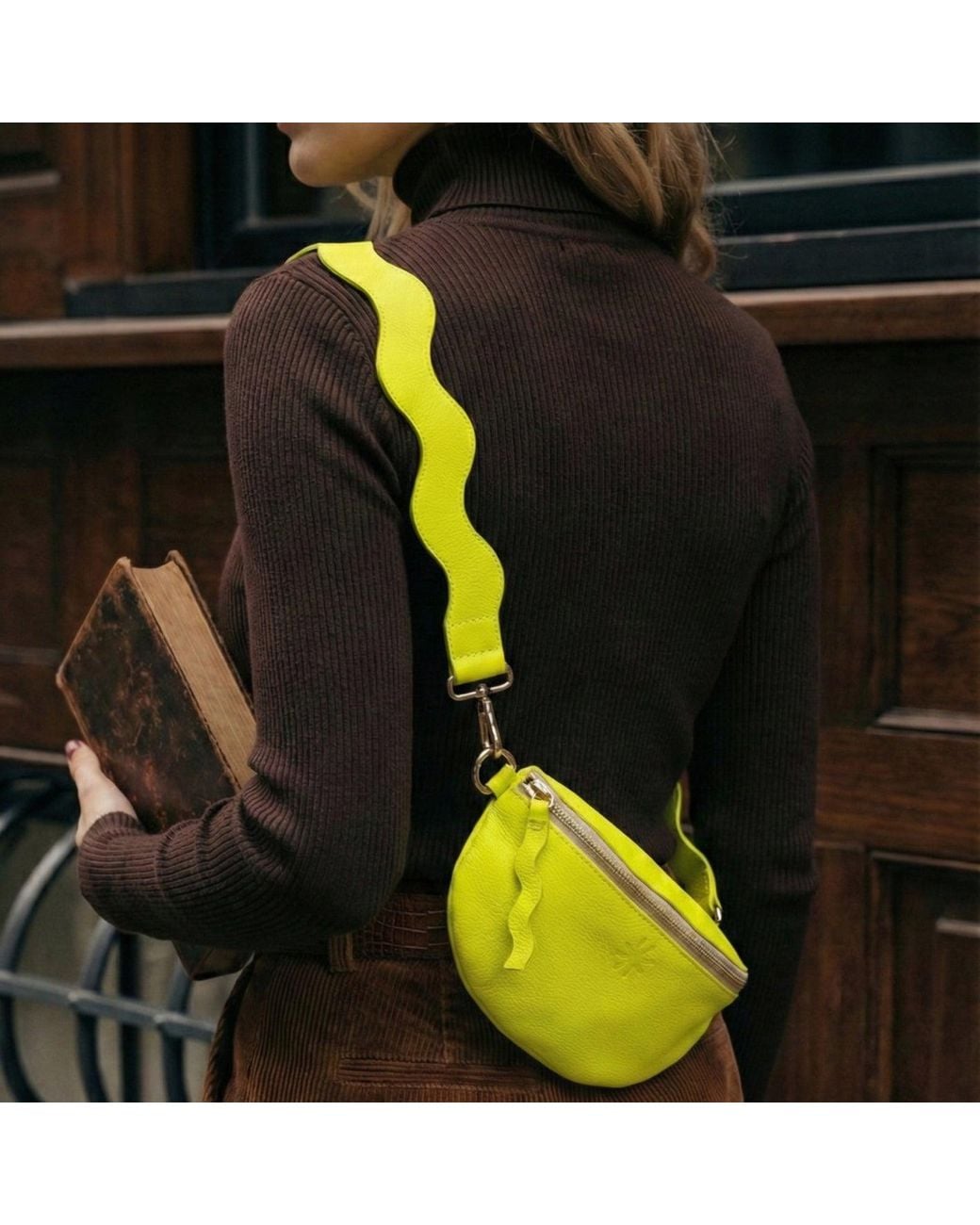 Womads Yellow Fluo Wavy Strap