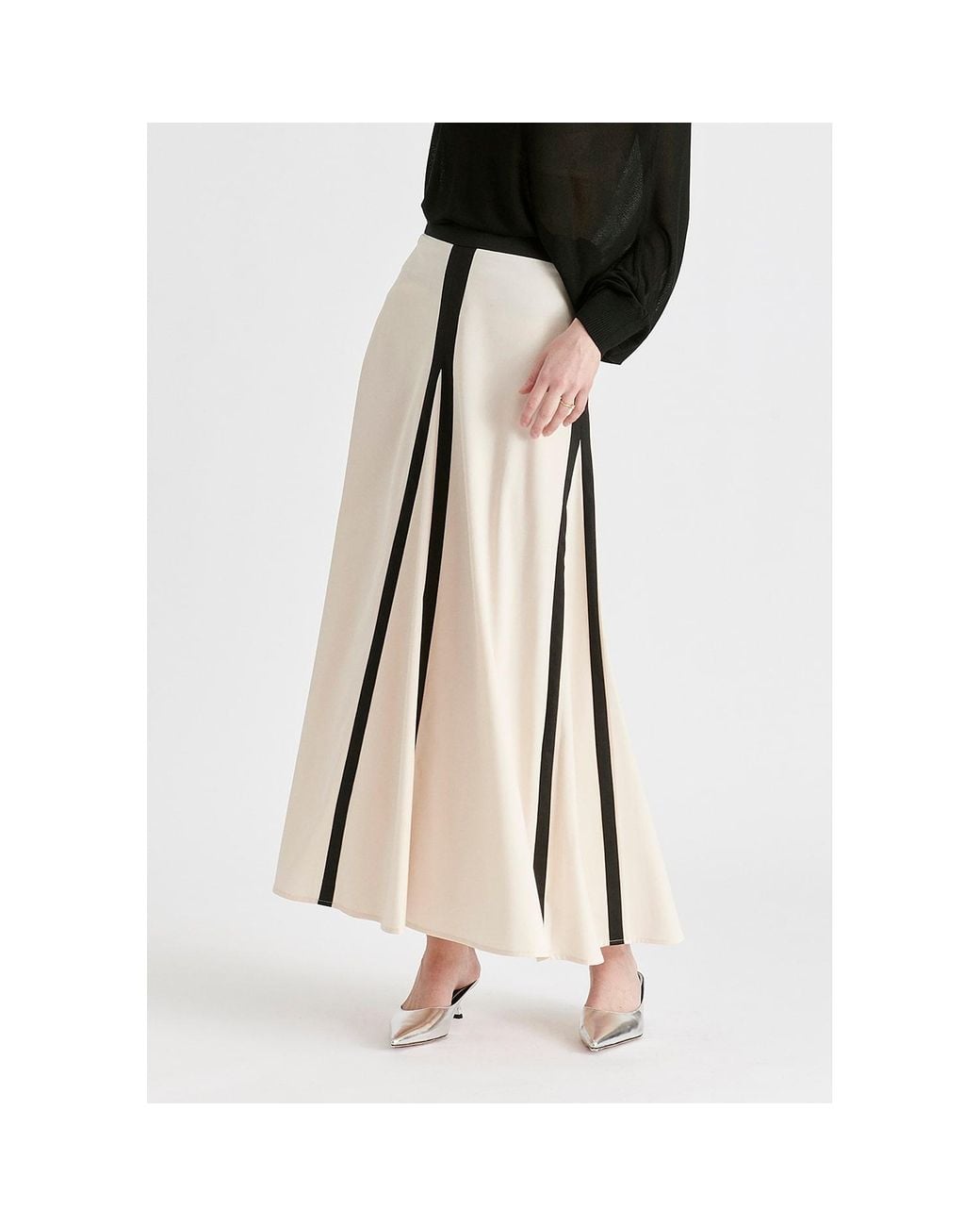 Paisie Natural Contrast Trim Maxi Skirt