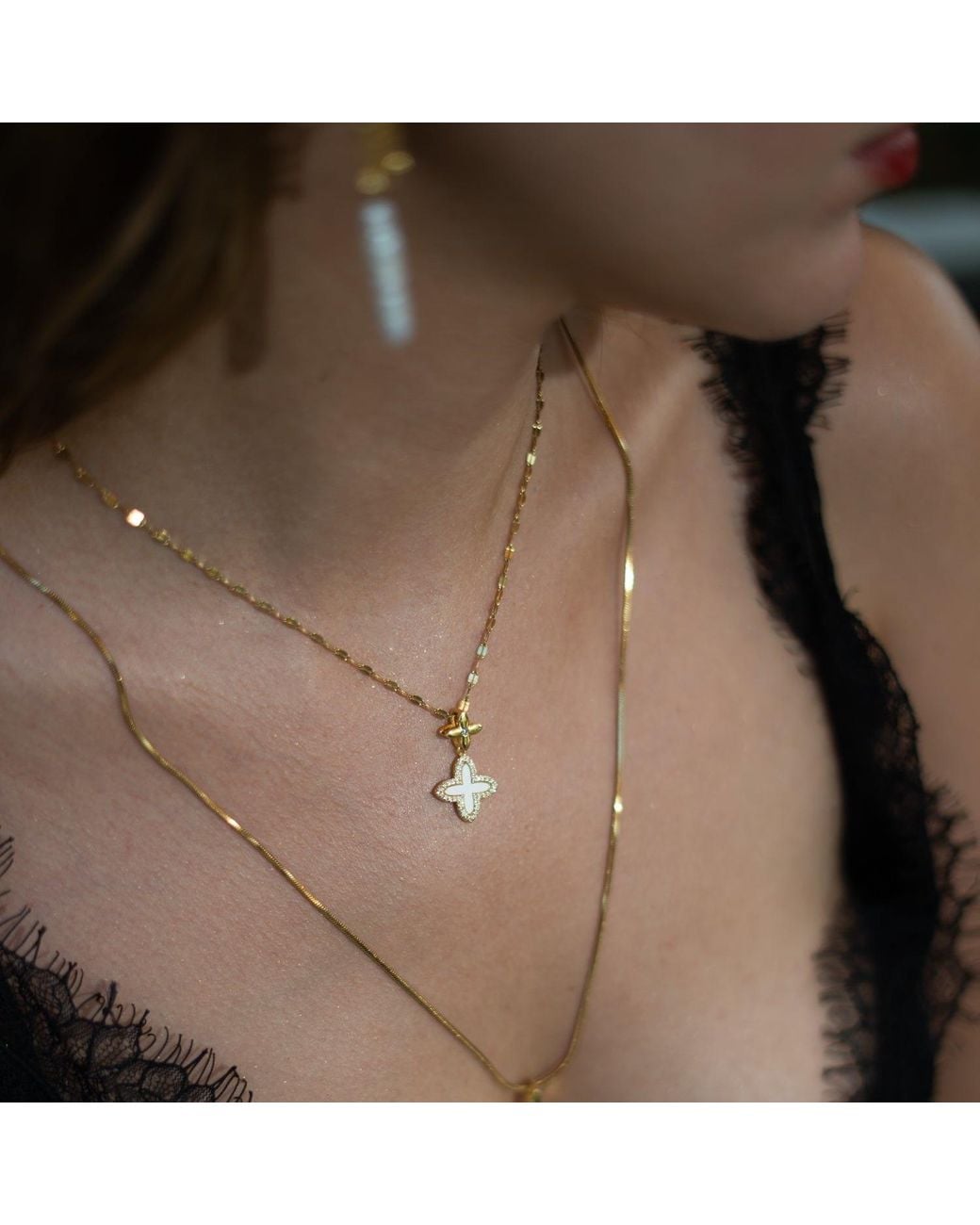Ebru Jewelry Metallic Golden Clover Diamond Chain Necklace