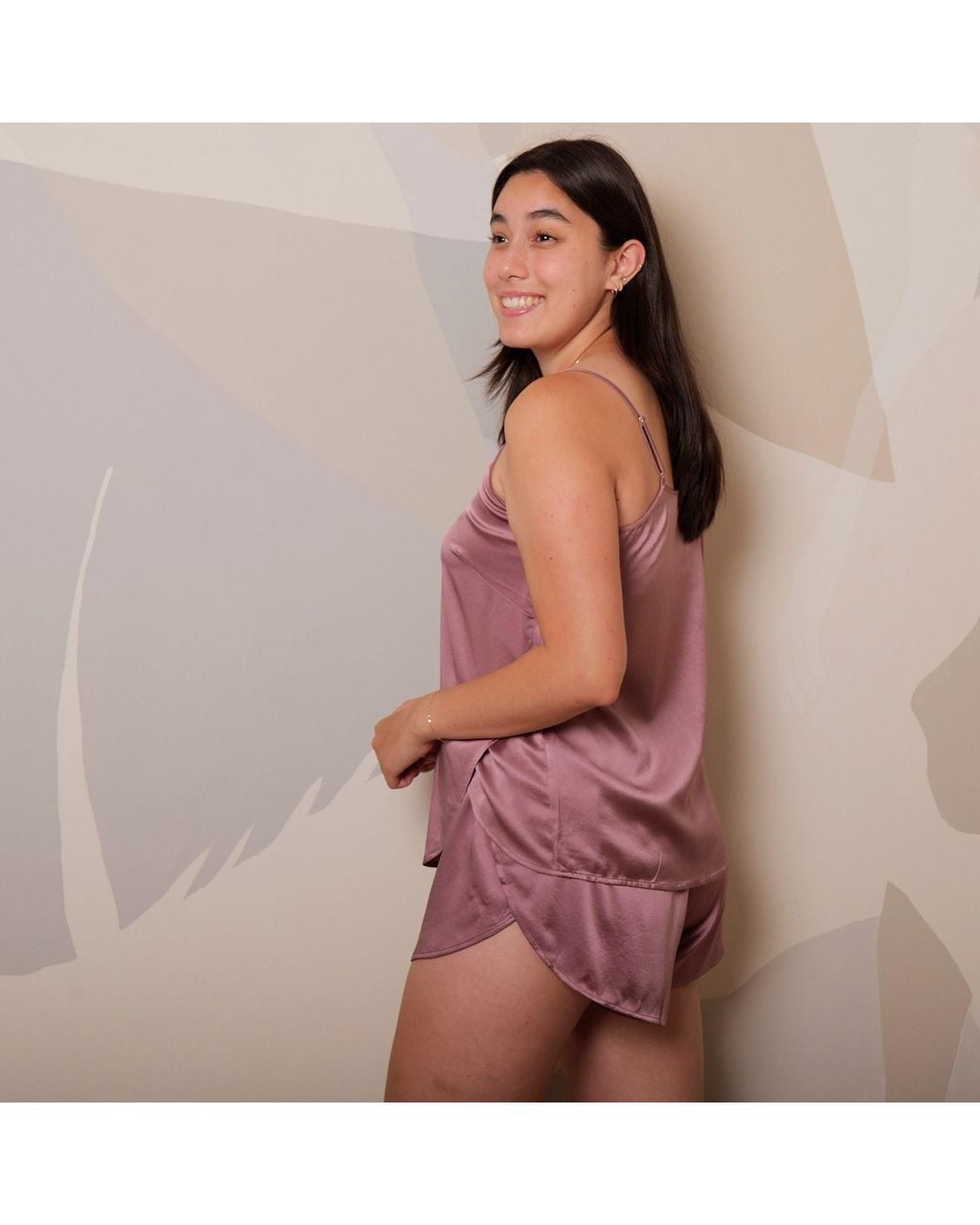 Soft Strokes Silk Purple Pure Mulberry Silk Petal Camisole Top And Shorts Set, Mid-Waist